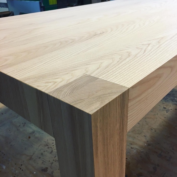 custom table