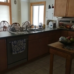 Kitchen sink / prep area