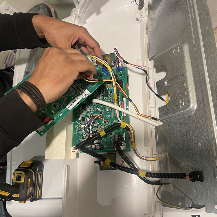Electronic replace