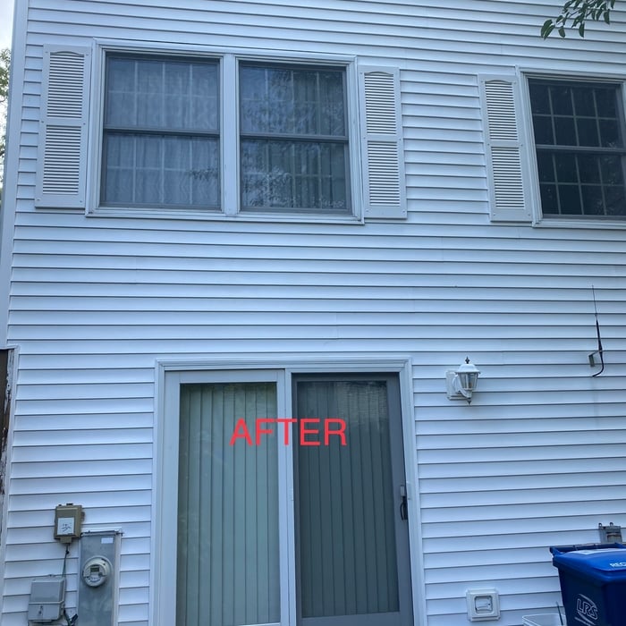 After photo of a townhome just recently softwashed