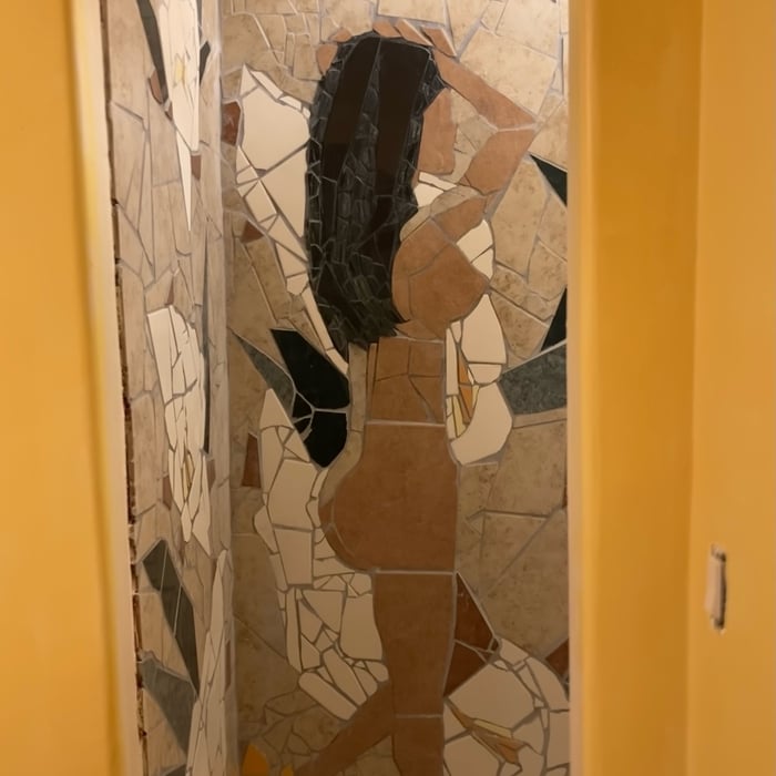 Tile mosaic for bathroom