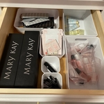 Sample drawer