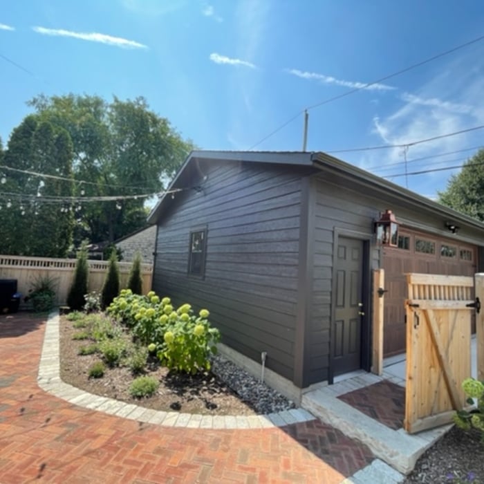 Garage Right