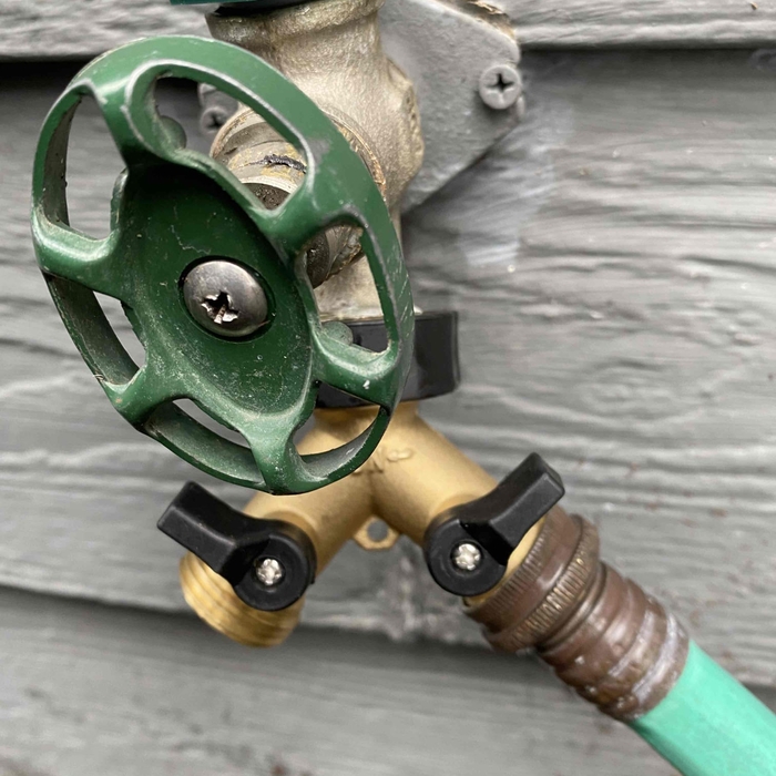 Hose splitter
