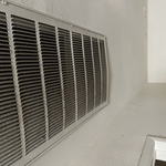 Dirty intake vent