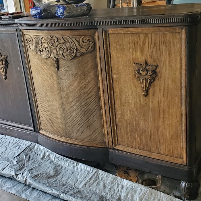 Wine cabinet