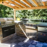 outdoor kitchen
