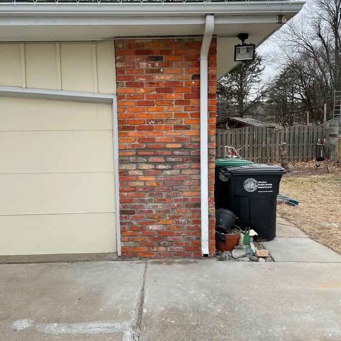 Stone masonry and brick