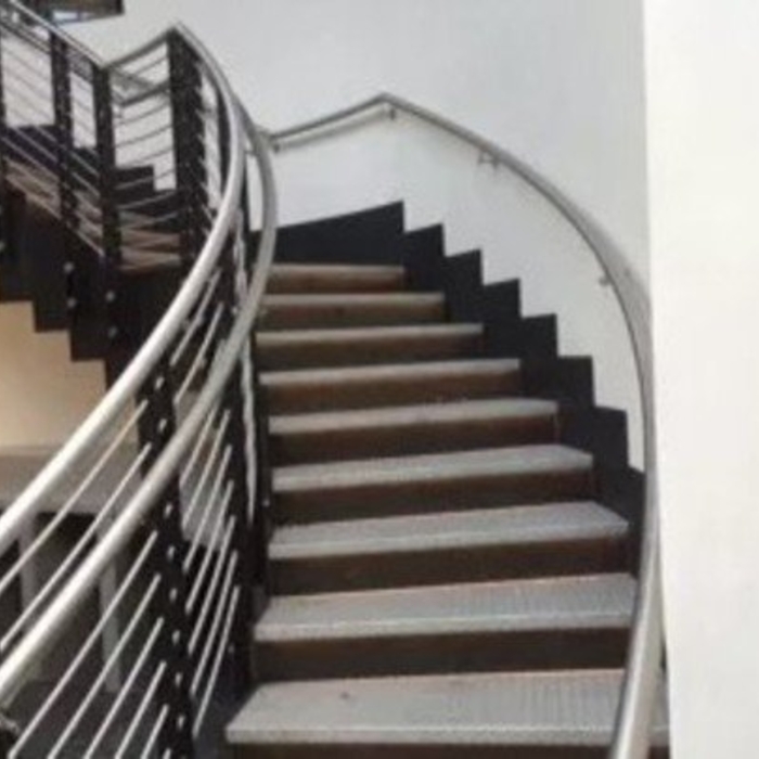 COMMERCIAL REMODEL