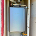 Water Heaters / Tankless