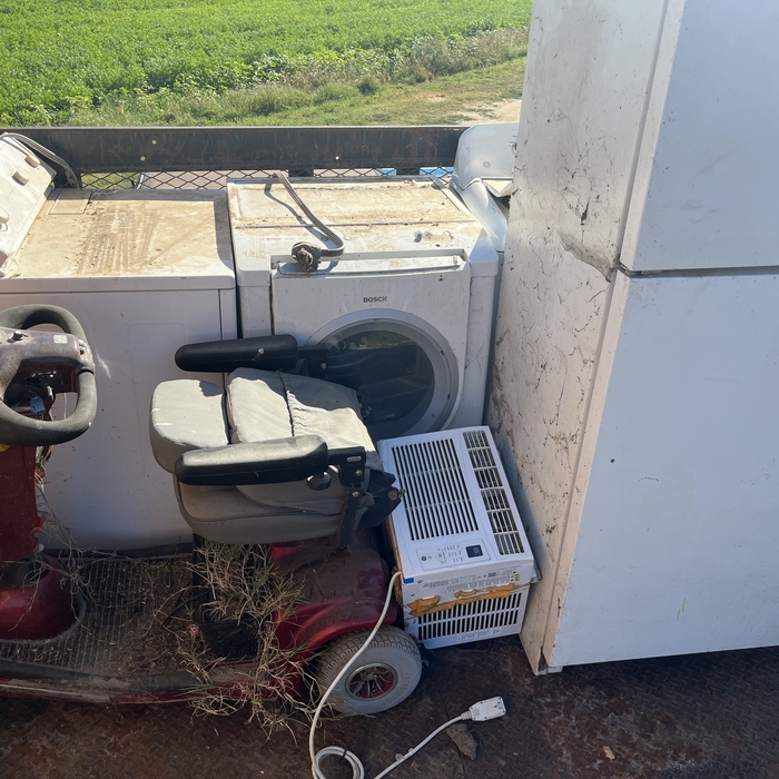 Move out cleanup and appliances removal
