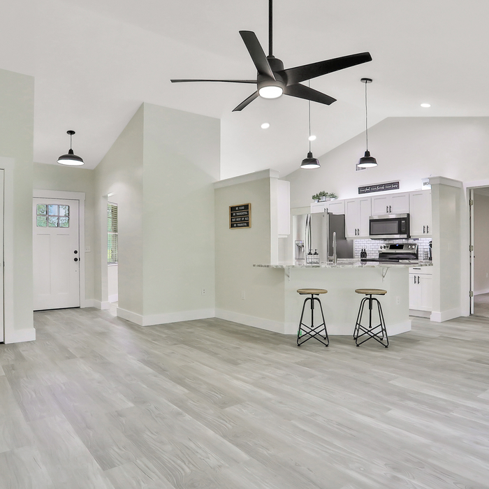 Kitchen & Great Room