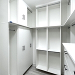 Walk-in Closet
