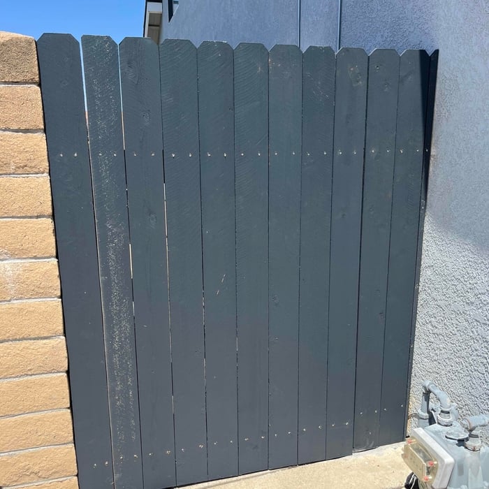 Single Gate