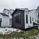 White Seamless Aluminum