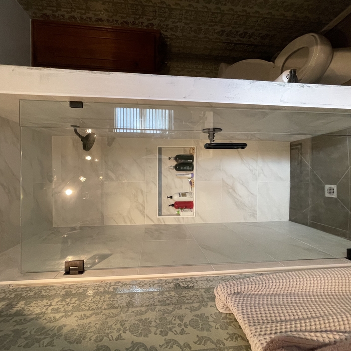 Expanded Shower