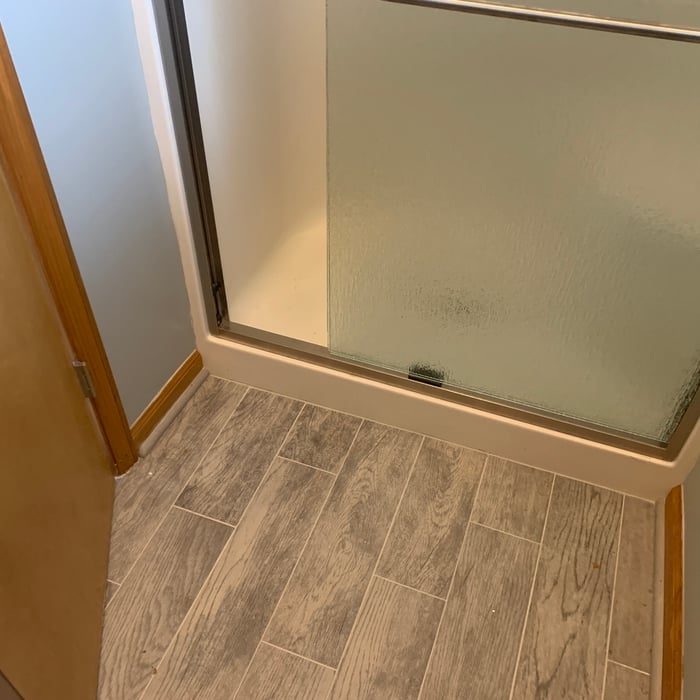 Gray Porcelain Tile in Weathered Wood finish