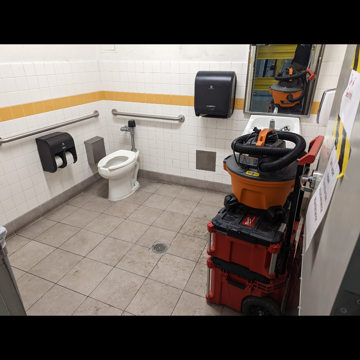 toilet install