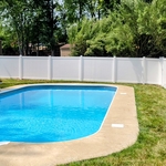 6'H White Privacy Vinyl