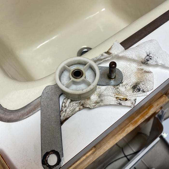 Tensioner