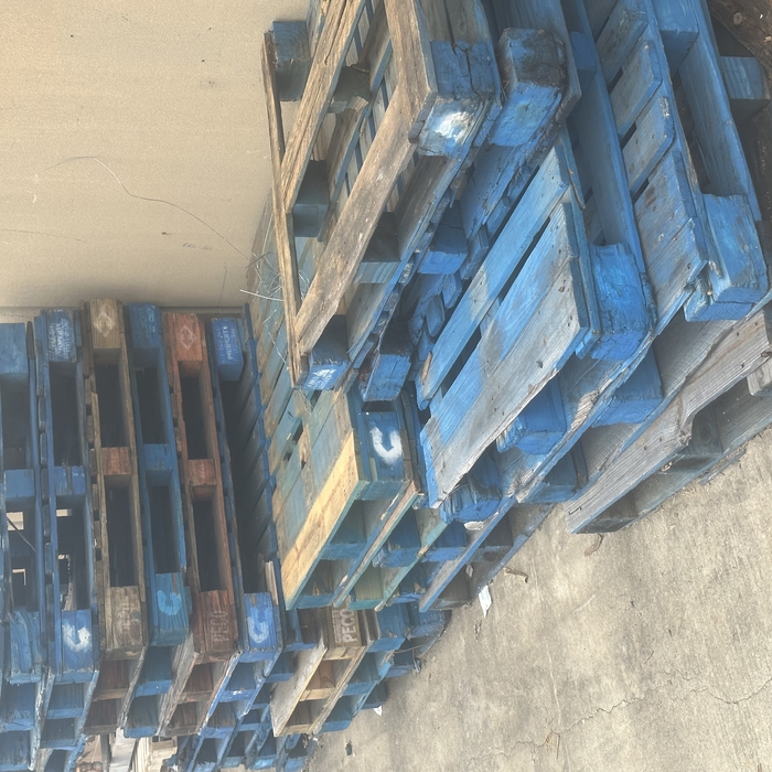 Pallet removal
