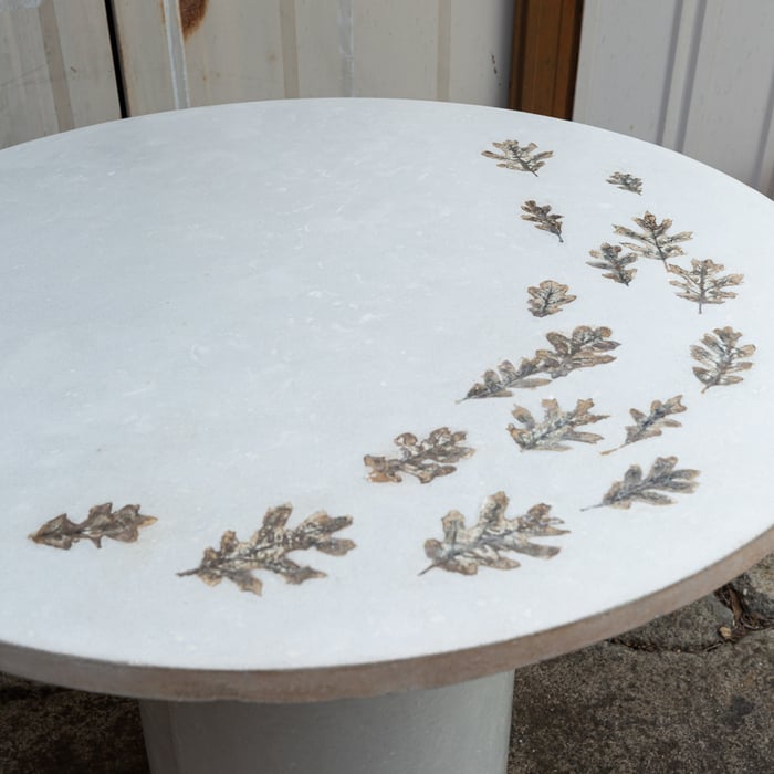 40" Top with Oak Leaf Imprints