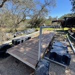 Single wheel catwalk with deck installed