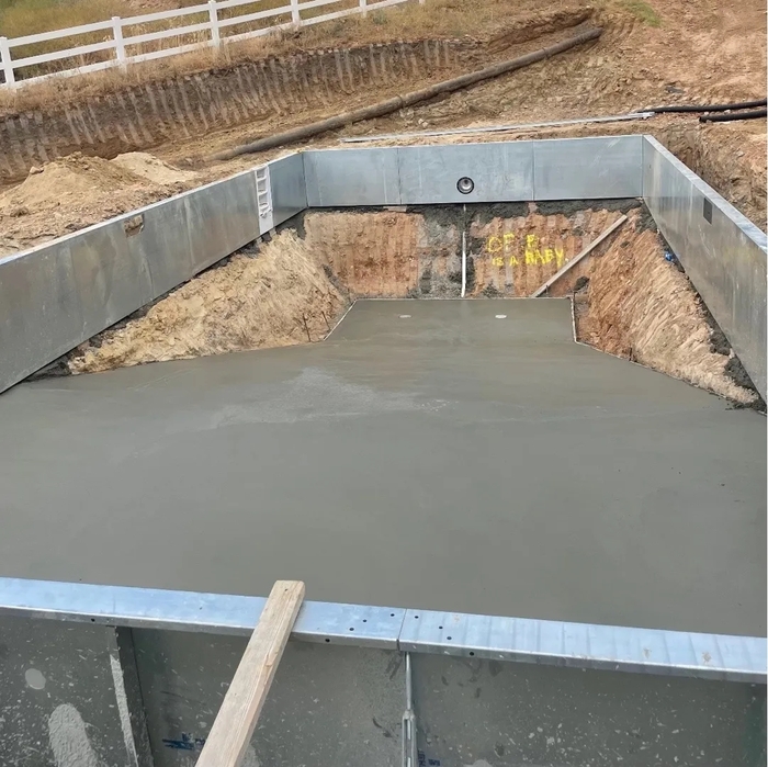 Concrete Swimming pool