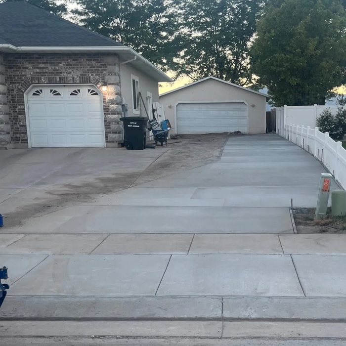 Driveway to the Garage