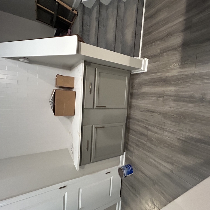 Full kitchen cabinets