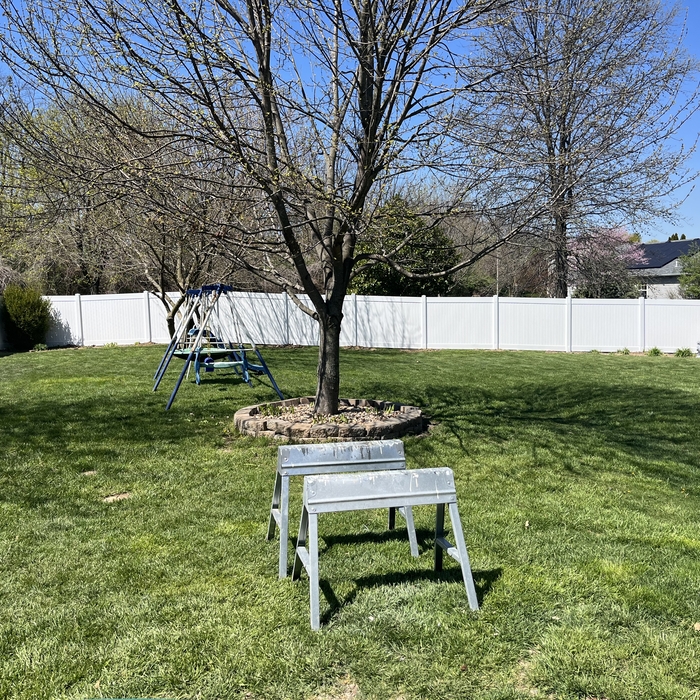 6' privacy vinyl fence