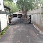 Gate automatically opening