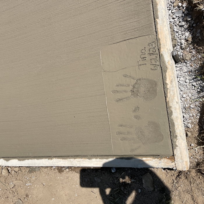 Broom finish pad