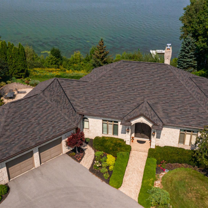 New Roof Installation in Green Bay Area