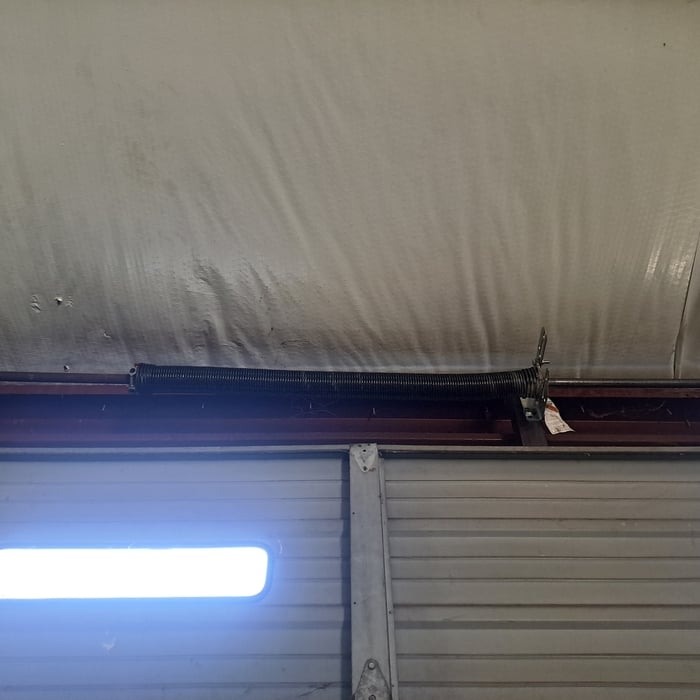 Commercial door maintenan
