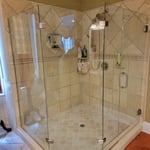 Neo Angle Enclosure