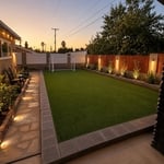 400 ft.² Turf Backyard