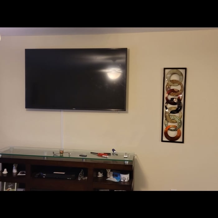 Tv mount
