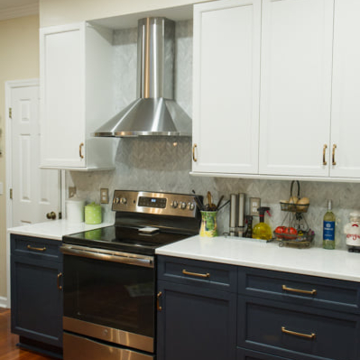 Two Tone Kitchen 2