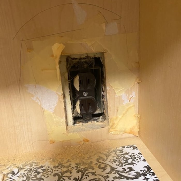 electrical receptacle