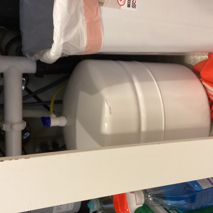 Pressure tank