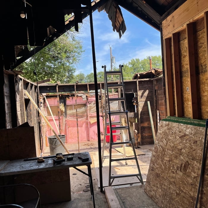 Before kitchen and bedroom