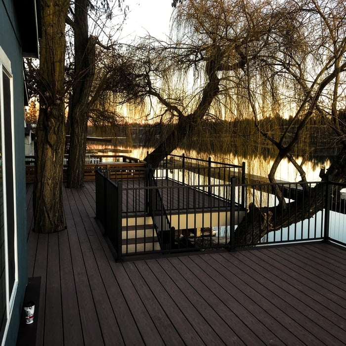 Lakehouse Deck