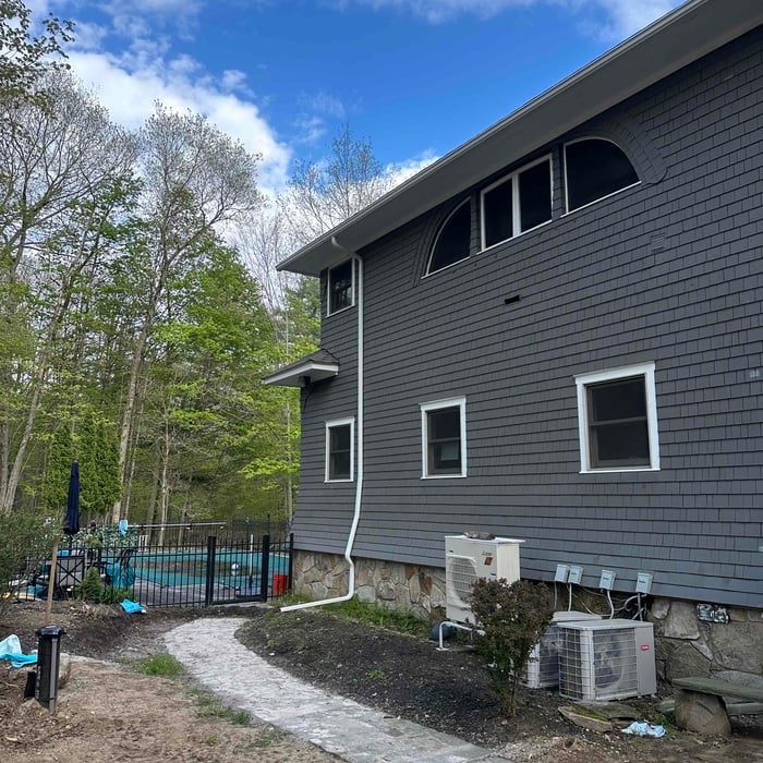 New gutters in Saratoga