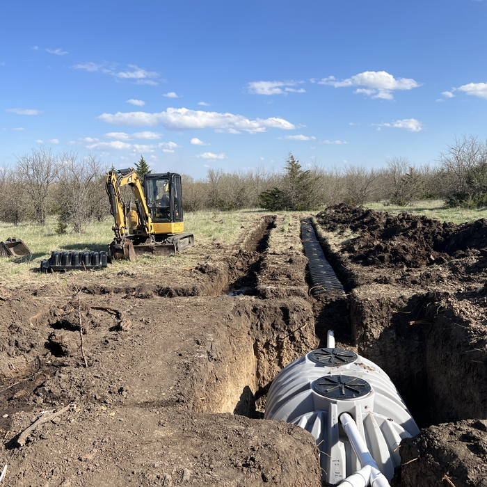 Septic and lateral dig
