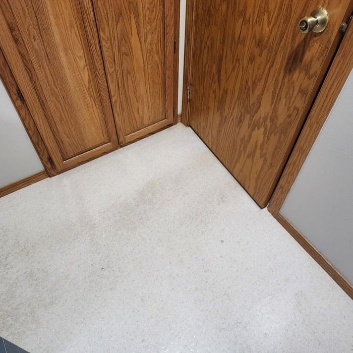Bathroom Before 5