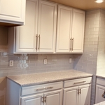 Glass tile backsplash