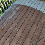 deck staing