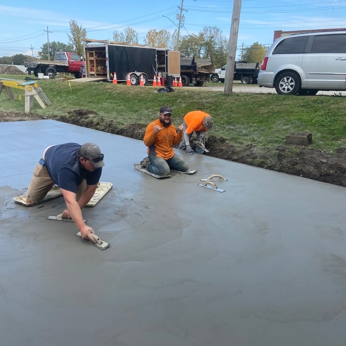 8" Dumpster Pad w/Rebar