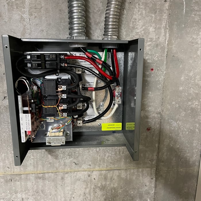 Charge controller